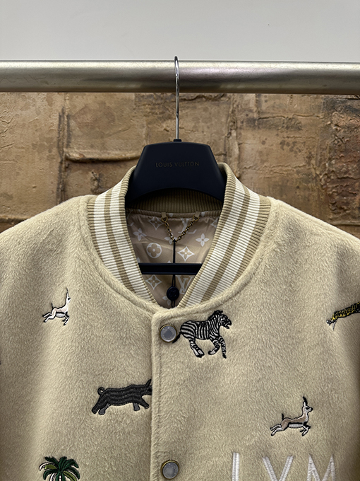 ルイヴィトン 動物の刺繍のベースボールジャケット
