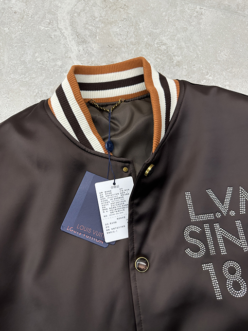 ルイヴィトン ダイヤモンド刺繍のバックコットンコート