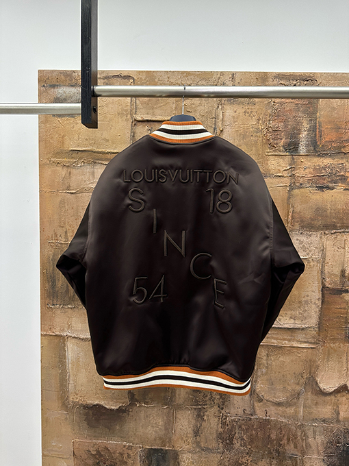 ルイヴィトン ダイヤモンド刺繍のバックコットンコート