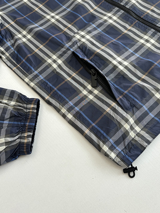 バーバリー チェック柄カラーブロックリバーシブルフード付きジャケット