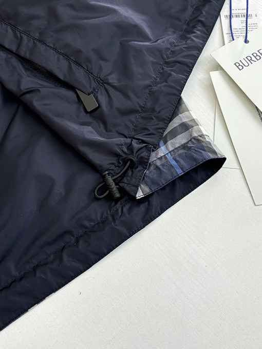 バーバリー チェック柄カラーブロックリバーシブルフード付きジャケット