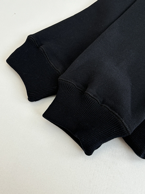 クロムハーツ アップリケ刺繍ロゴパーカー