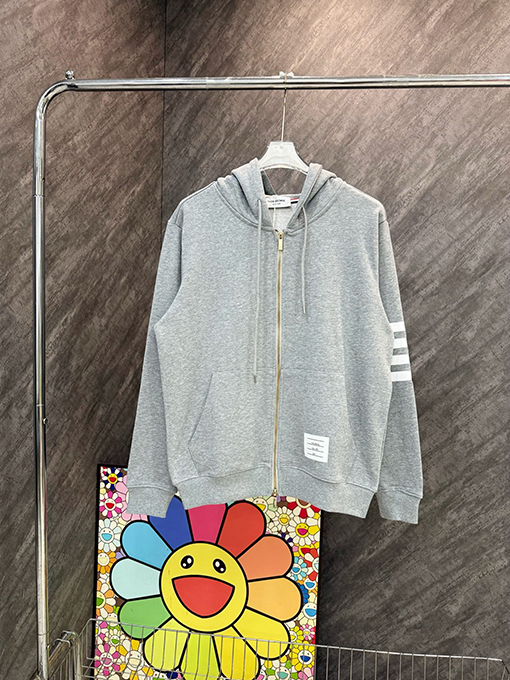 トムブラウン 4本のストライプとドローストリングが付いたダブルジッパーのフード付きジャケット