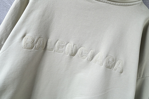 バレンシアガコピー Balenciaga クラシックな文字の刺繍ロゴパーカー
