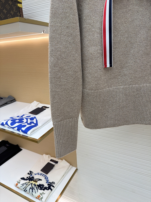 トムブラウン レディース蝶ネクタイニットセーター