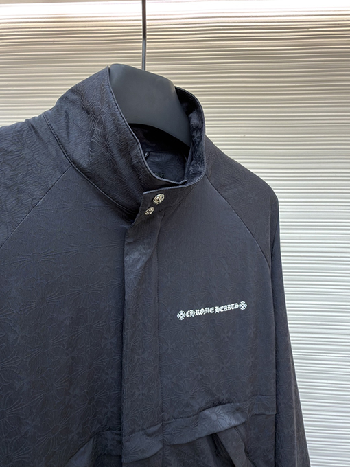 クロムハーツコピー 全面プリントのジップアップジャケット