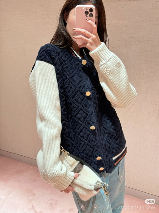 ルイヴィトン SKI スキーをテーマにしたカラーブロックストライプのベースボールジャケット