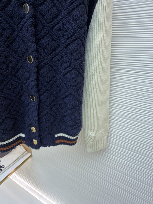 ルイヴィトン SKI スキーをテーマにしたカラーブロックストライプのベースボールジャケット