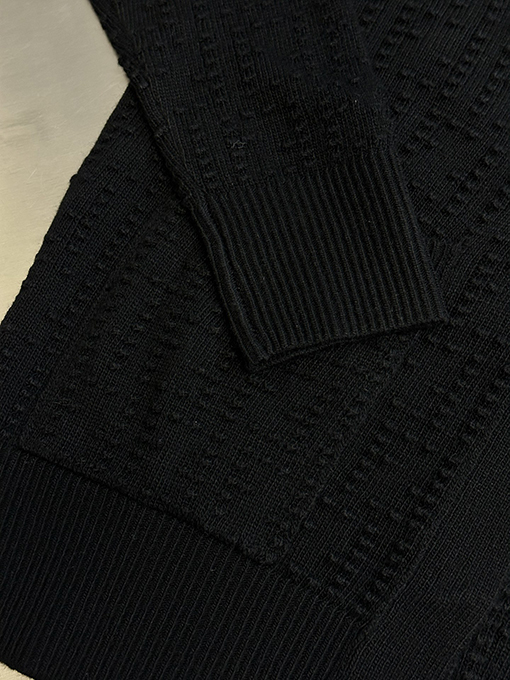 フェンディ バレーウェーブ ジャカード Vネック カーディガンセーター