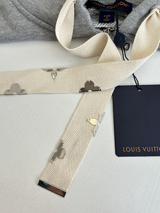 ルイヴィトン レディーススキーシリーズ ラインストーン フード付き ジップアップ ショートジャケット