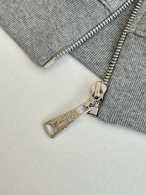 ルイヴィトン レディーススキーシリーズ ラインストーン フード付き ジップアップ ショートジャケット