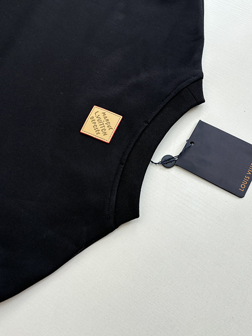 ルイヴィトンスーパーコピー クラウン刺繍クルーネックスウェットシャツ