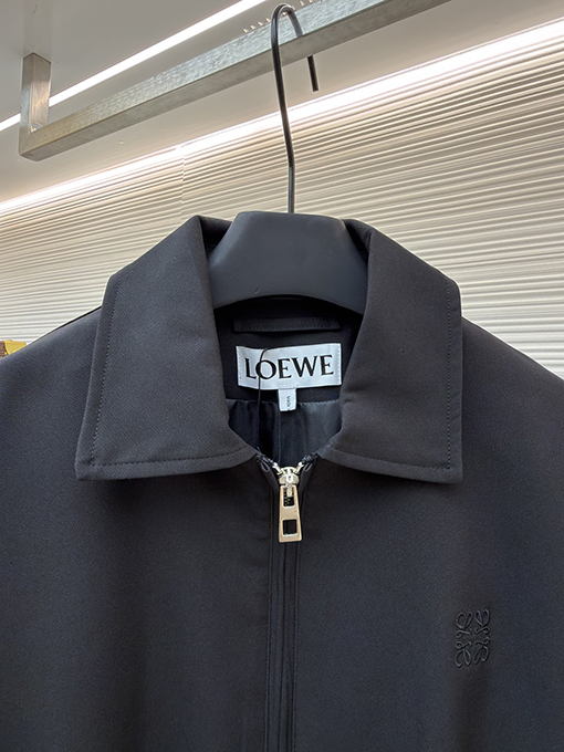 ロエベ LOEWE 刺繍レザーベルトラペルジャケット