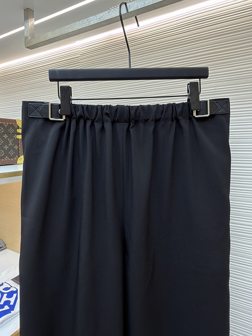 ロエベコピー LOEWE 黒のベルト付きズボン