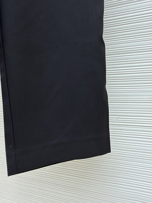 ロエベコピー LOEWE 黒のベルト付きズボン