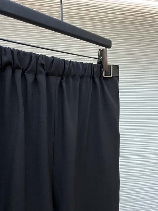 ロエベコピー LOEWE 黒のベルト付きズボン