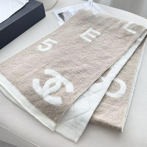 シャネルスーパーコピー 両面ニットマフラー