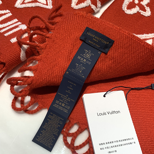 ルイヴィトンコピー 新モデル3Dステレオ Monogram カットアウトスカーフ