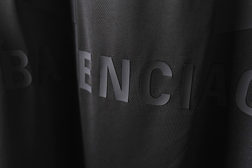 バレンシアガ Balenciaga に重ねできる3Dカットのフェイクスリーピースベスト長袖シャツ