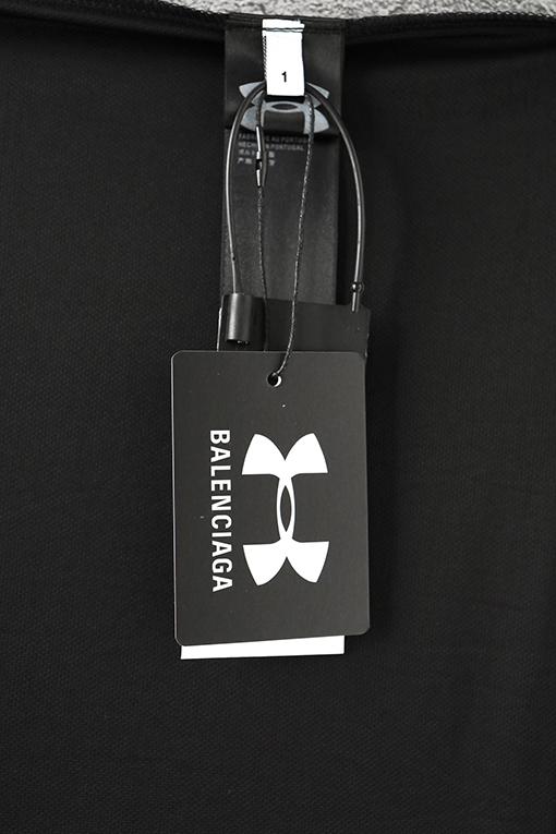 バレンシアガ Balenciaga に重ねできる3Dカットのフェイクスリーピースベスト長袖シャツ