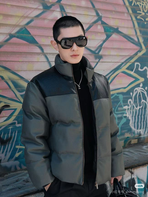 ルイヴィトン エンボスパッチワークダウンジャケット