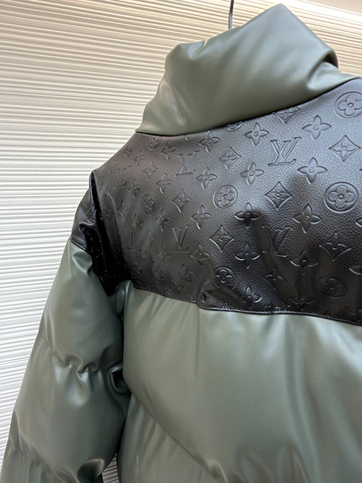 ルイヴィトン エンボスパッチワークダウンジャケット
