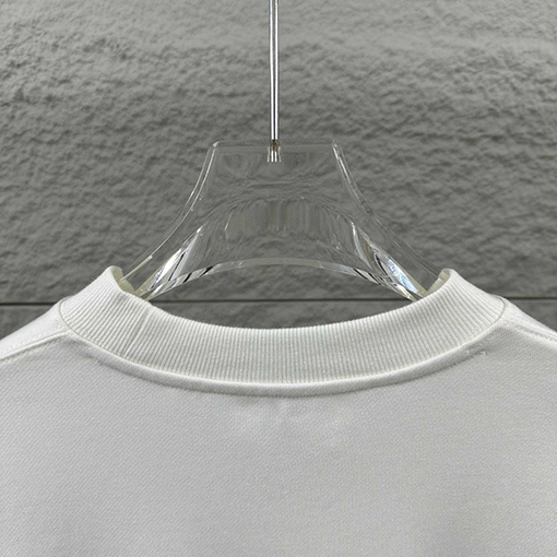 アミ クラシックハートフロックスウェットシャツ