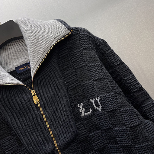 ルイヴィトン リブカラーのゴールドチェック柄ジップアップカーディガン