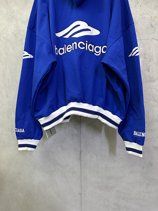 バレンシアガ BALENCIAGA 3m スキースーツシリーズ フード付きスウェットシャツ