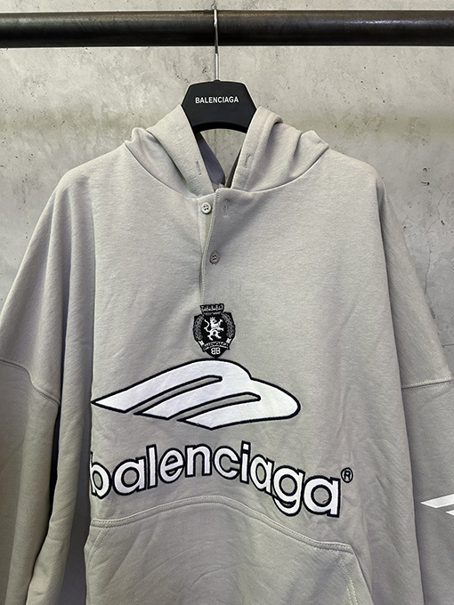 バレンシアガ BALENCIAGA 3m スキースーツシリーズ フード付きスウェットシャツ