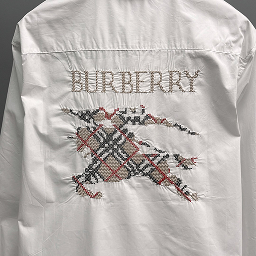 バーバリー BUBBERRY 新モデル刺繍入り長袖シャツ