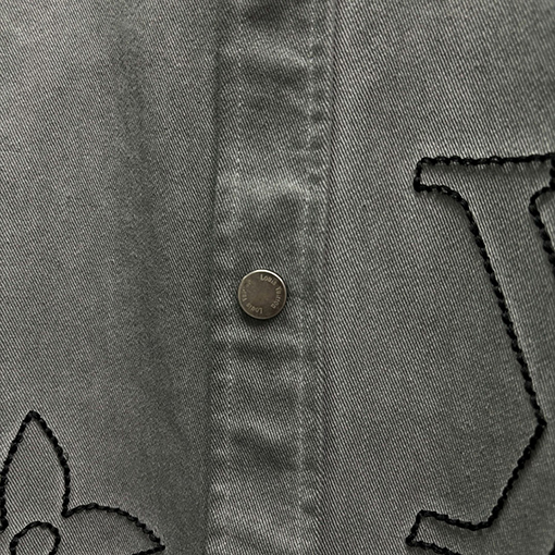 ルイヴィトンコピー LV 刺繍入りデニム長袖シャツ