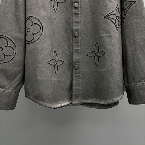 ルイヴィトンコピー LV 刺繍入りデニム長袖シャツ