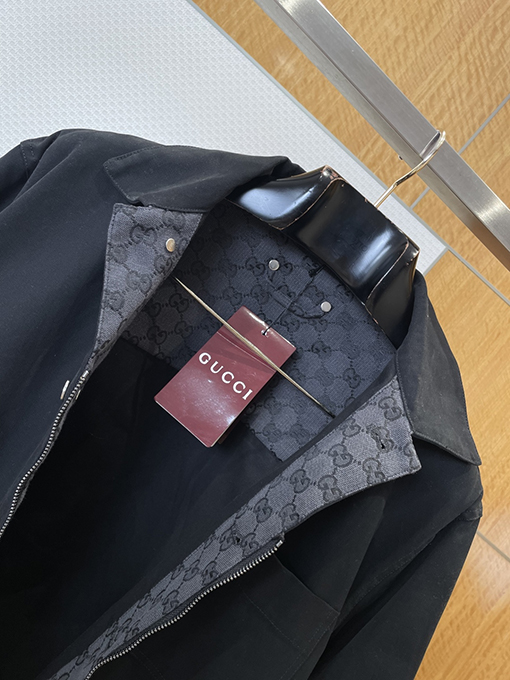 グッチ ジッパー付きボタンダウンデニムジャケット