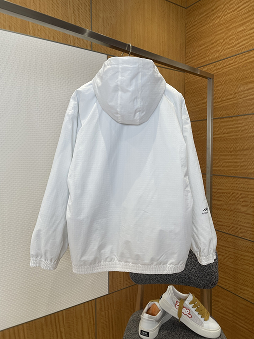 バレンシアガ BALENCIAGA ダークな柄のフード付きジャケット