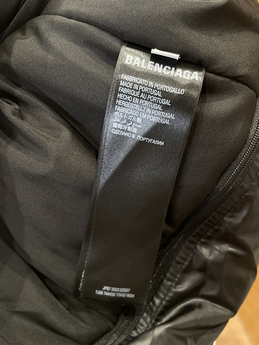 バレンシアガ BALENCIAGA ダークな柄のフード付きジャケット