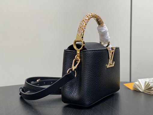 ルイヴィトン LV Capucines Mini レディースナインのミニハンドバッグ M14177