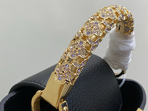 ルイヴィトン LV Capucines Mini レディースナインのミニハンドバッグ M14177