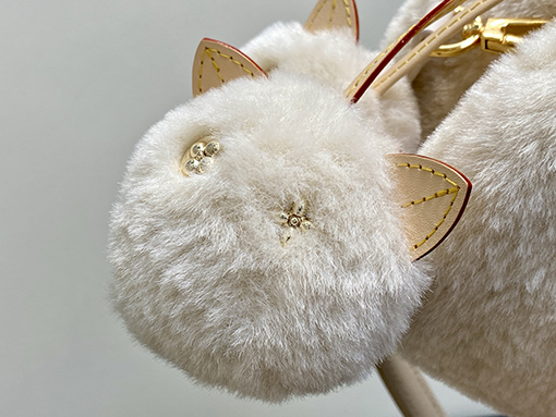 ルイヴィトン LV Capusnow レディースラムウールのプラッシュハンドバッグ M26324