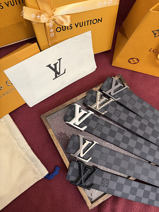 ルイヴィトンスーパーコピー LV 新しいカスタムキャンバスベルト