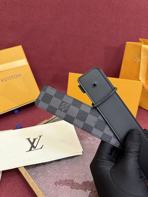 ルイヴィトンスーパーコピー LV 新しいカスタムキャンバスベルト