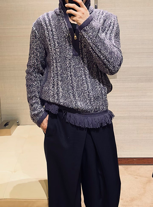 ルイヴィトンスーパーコピー タッセルハーフジップウールニットセーター