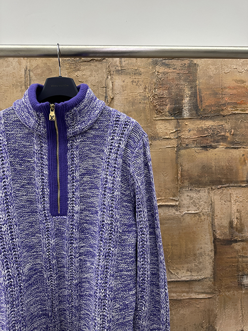 ルイヴィトンスーパーコピー タッセルハーフジップウールニットセーター