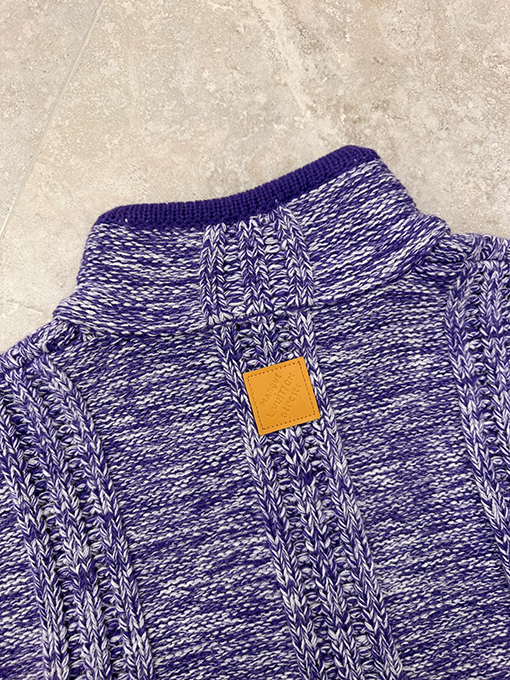 ルイヴィトンスーパーコピー タッセルハーフジップウールニットセーター