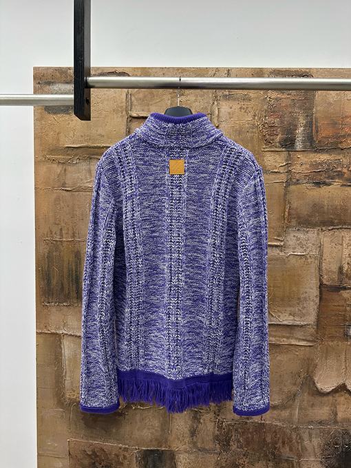 ルイヴィトンスーパーコピー タッセルハーフジップウールニットセーター