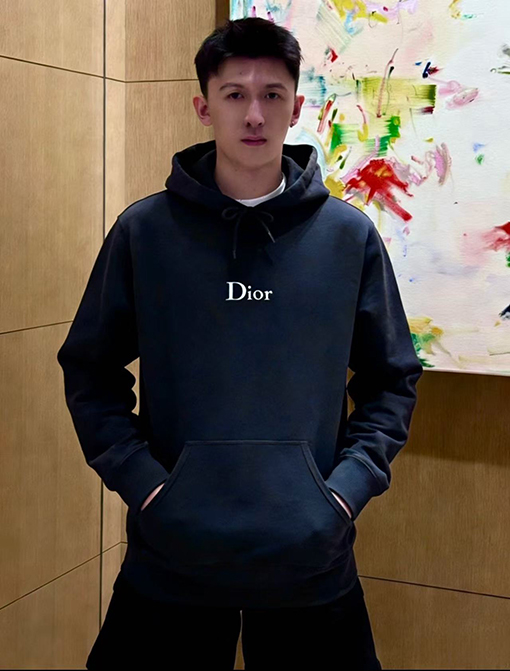 ディオール Dior 刺繍ロゴパーカー