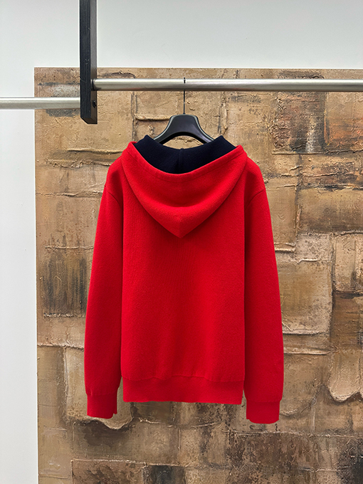 セリーヌ フード付きウールニットトップス