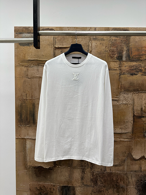 ルイヴィトンスーパーコピー クラシックなエンボスの長袖シャツ