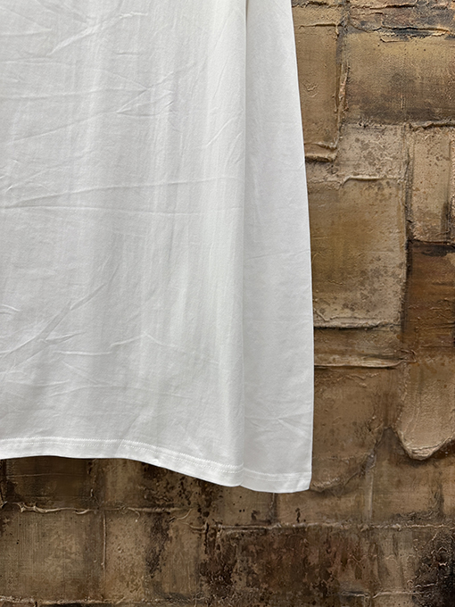 ルイヴィトンスーパーコピー クラシックなエンボスの長袖シャツ