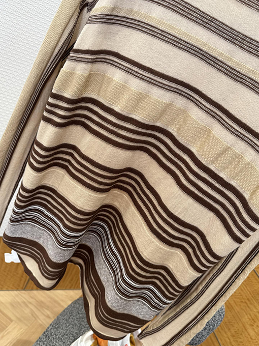 ボッテガヴェネタ ストライプの襟付き長袖ポロシャツ